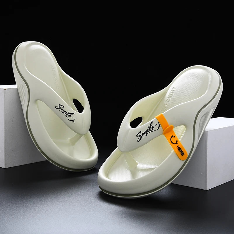 New Man Women Slippers Flip Flops Indoor Outdoor Beach Sandals Super Soft Bottom Slides Non-slip Thick Soled Men Slippers