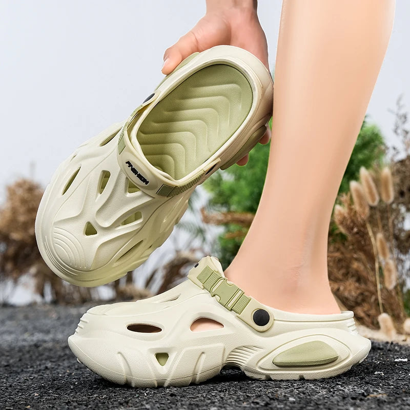 2026 New Summer Men's Thick Sole Clogs Fashion All-Match 2-in-1 Slip-On Driving Shoes EVA Closed Toe Lightweight Beach Sandals