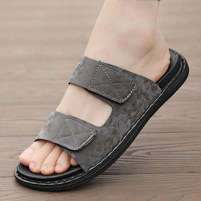 Fashion 2026 Men Beach Sandals Velcro Slippers Outdoor Design Soft Sole Slides Men Casual Shoes Flip-flops Home Slippers Sandals
